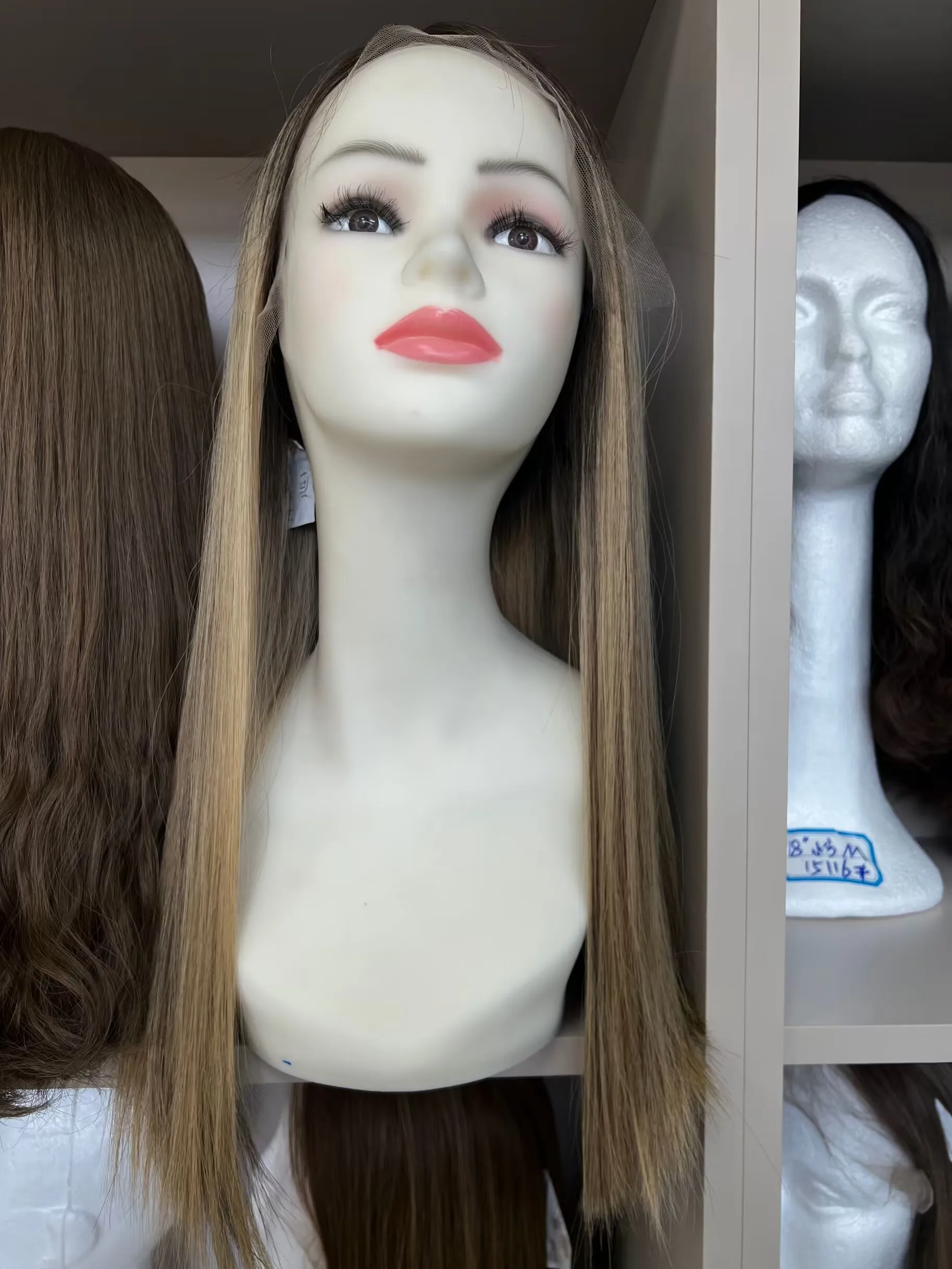 Рисунок 2 - Кошерные Парики, европейские волосы,