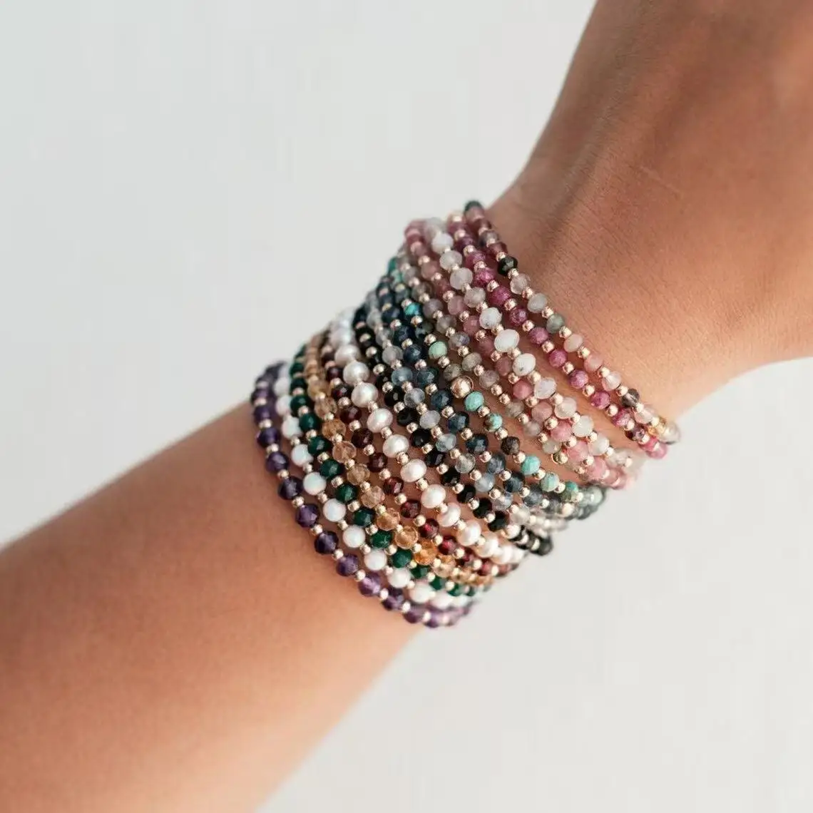 Vlen Boho-Perlenarmband für Damen, bunte Stretch-Armbänder aus Naturstein, trendige Mode, zierlicher Schmuck, Sommer, Strandurlaub