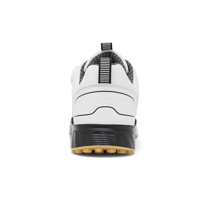 2024 New Golf Shoes Men's Nailed Comfort Golf Shoes Youth Outdoor Golf Sports Shoes Grassland Fitness Walking Shoes