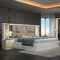 Suite de chambre de luxe avec lit + armoire + commode à bordure dorée géométrique 2