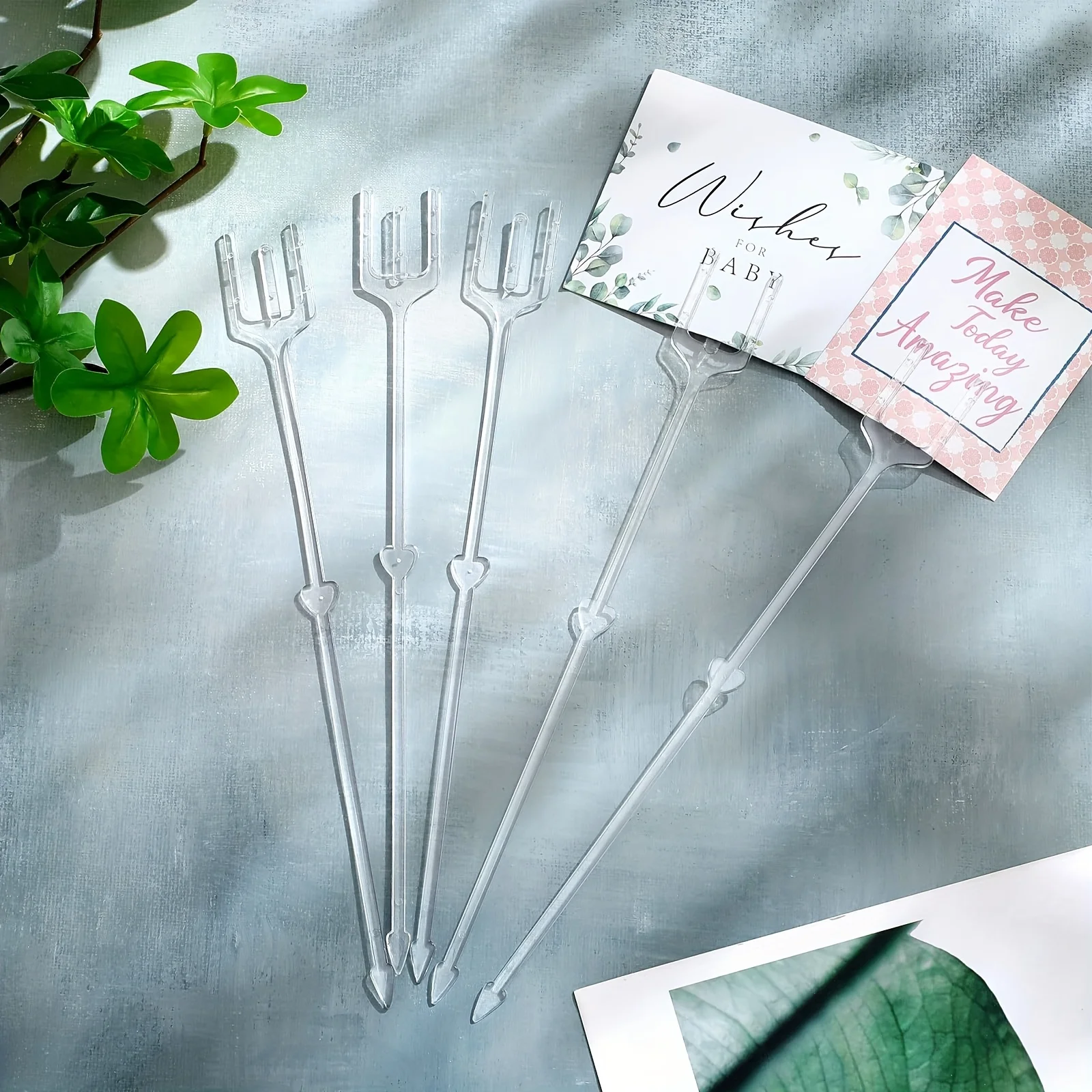About 80pcs floral card holders are selected, suitable for bouquet arrangement, wedding birthday party decoration