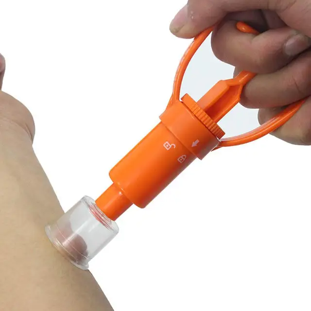 Outdoor Camping Survivor Venom Extractor Kit Safe First Aid Kit Safety Venom Bee Mosquito Bite Protector Vacuum Aspirator 2