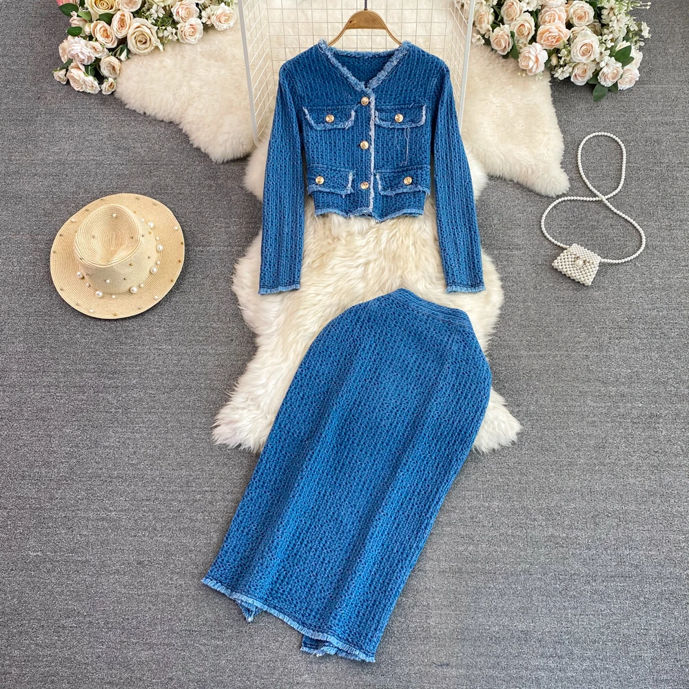 

Fashion Suit Retro Temperament Long-sleeved V-neck Tassel Denim Coat + High-waisted Slit Back Half Skirt Two-piece Set