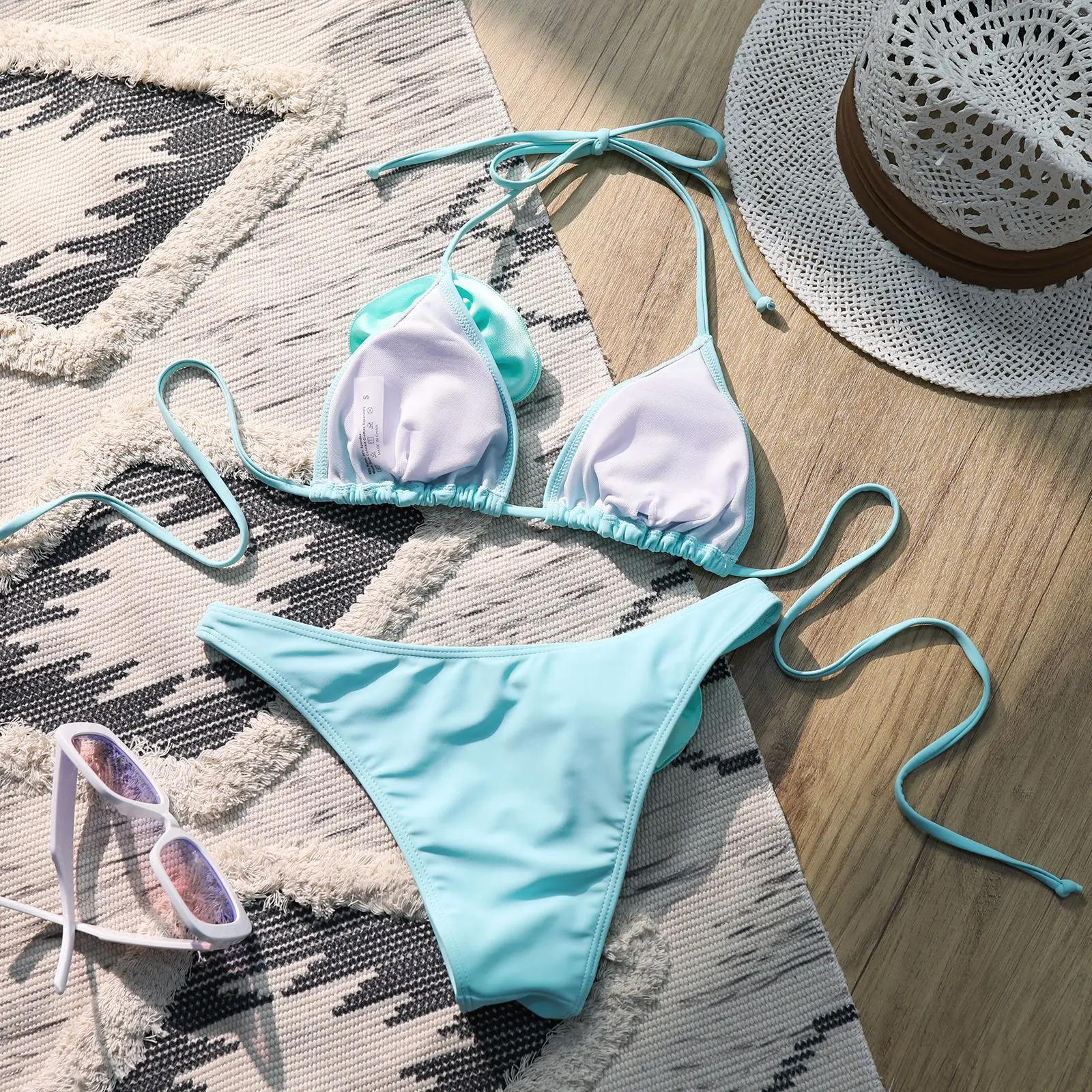 New Sexy Women's Bikini Halter Stereo Flower Split Women's Swimsuit