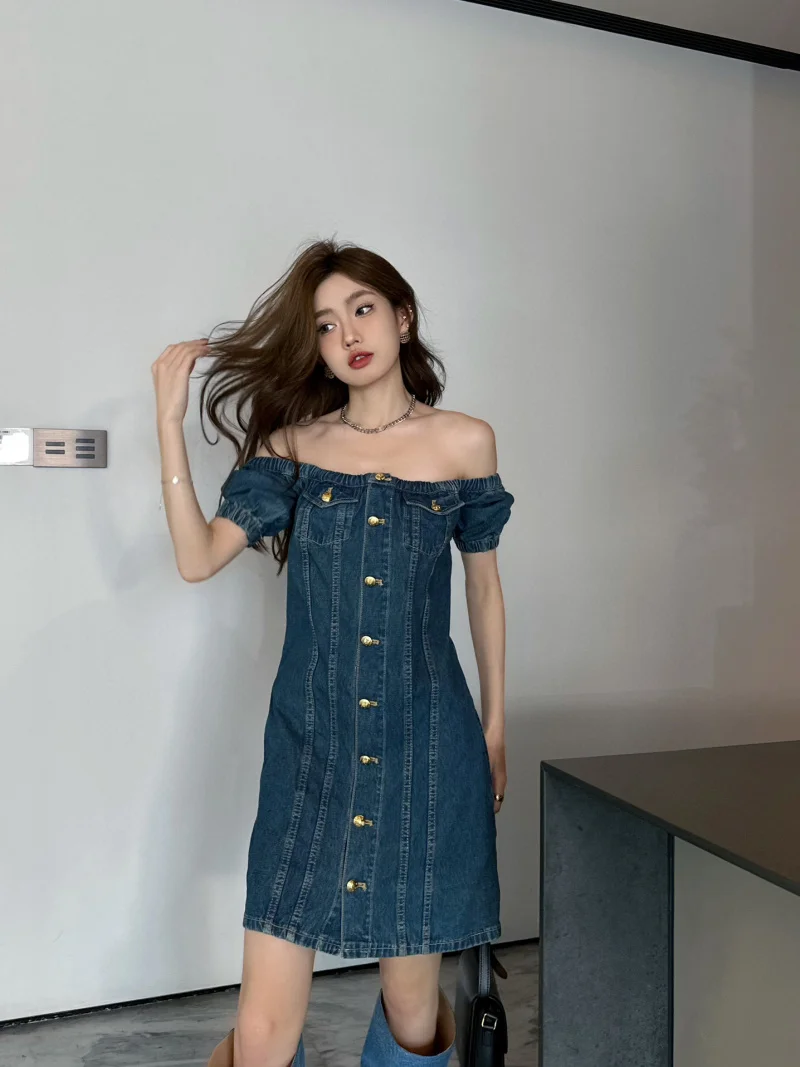 

Sexy nightclub American retro fashion trend, simple temperament, generous and slimming one shoulder denim dress