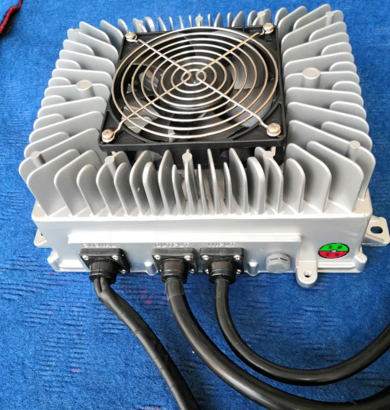 3.3kw 120v 25A 골프 카트용 납산/리튬 배터리용 온보드 EV 충전기(OBC) 고속 충전