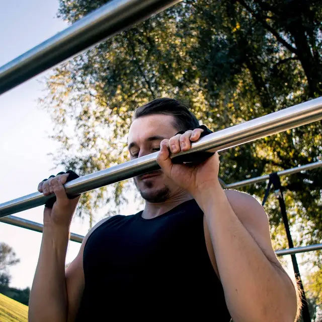 헬스장 운동을 위한 필수품: 남녀 공용 리프팅 손바닥 덤벨 그립 패드