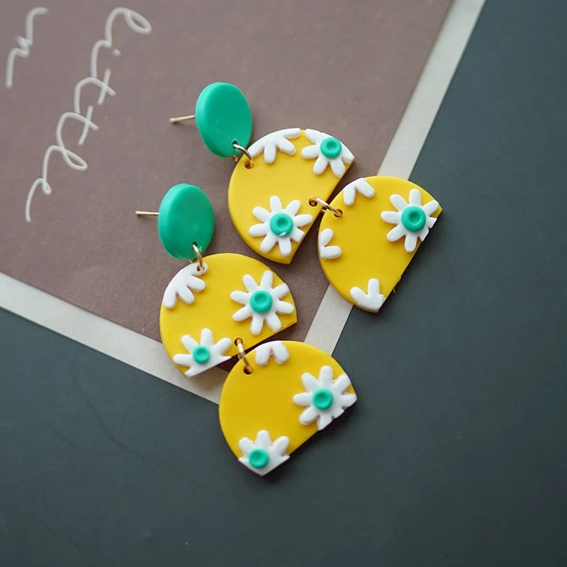 Multi Bright Contrast Colors Popular Daisy Handmade Polymer Clay