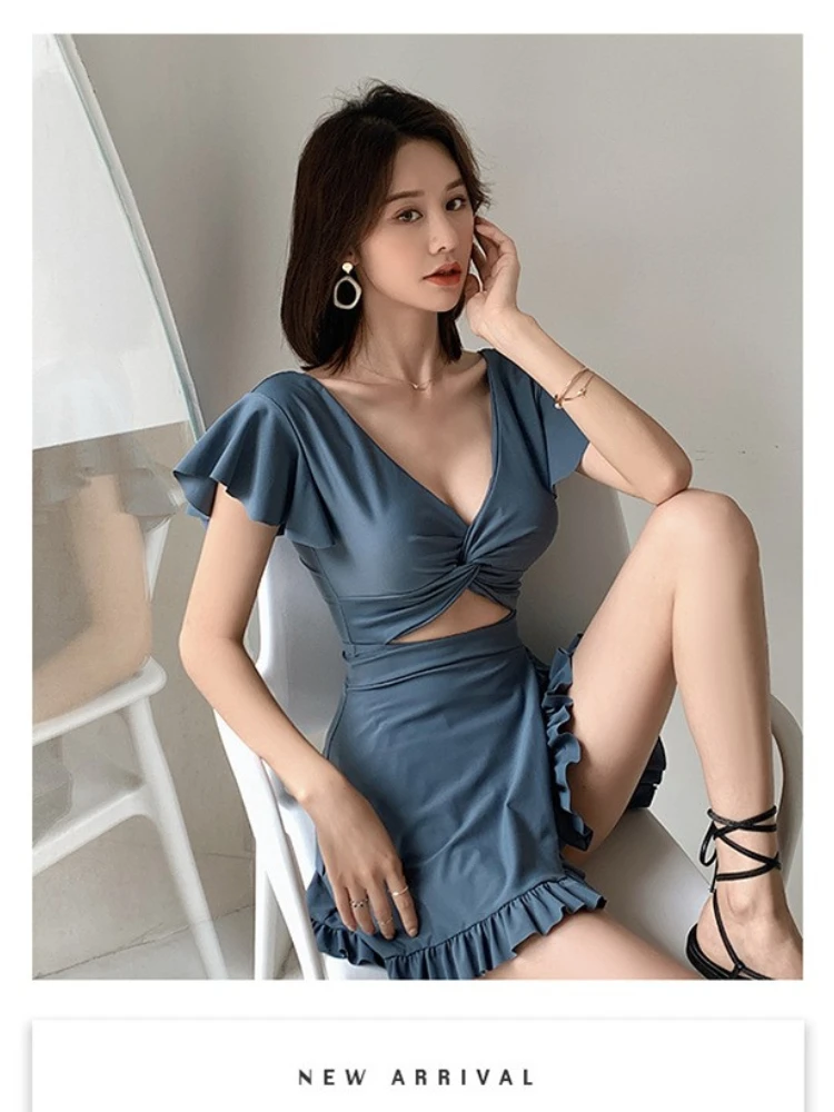 Женский костюм для плавания корейское облегающее платье с открытой спиной
