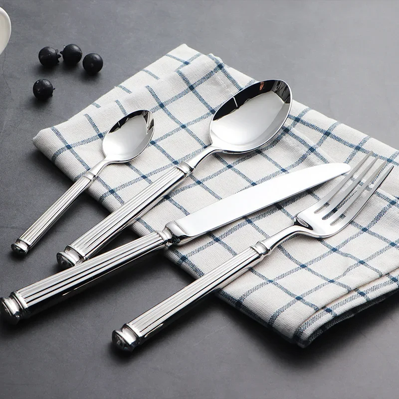 90ubu18 銀製 闘牛 トゥースピック　カトラリー 90ubu18 銀製 闘牛 トゥースピック カトラリー （Burgon&Ball