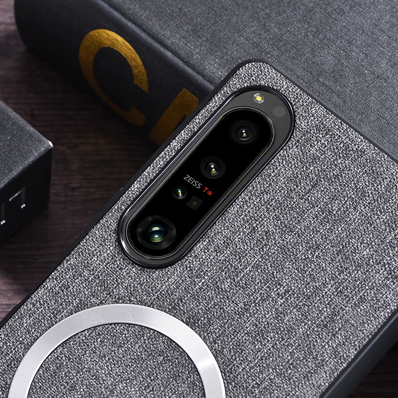 Premium Cloth Texture Magnetic Wireless Charging Hard Cover