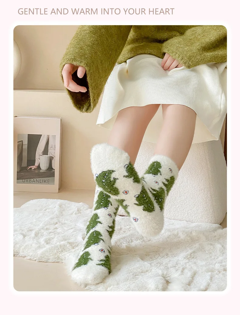 3 Paar niedliche Dinosaurier-Socken für Damen, mit Kuhfellmuster, dicke, warme Socken aus Korallenfleece, für den Innenbereich, zum Schlafen, Damenstrümpfe und -socken. – Detail 12