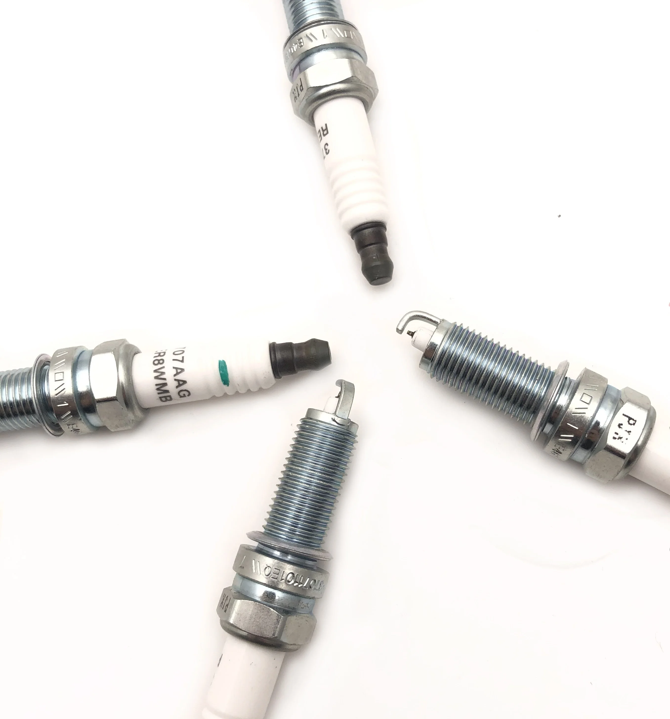 Spark plugs set for Chinese CHERY A1 A3 A5 TIGGO ARRIZO 1.6L SQRE4G16 engine 4pcs/kit spark plug
