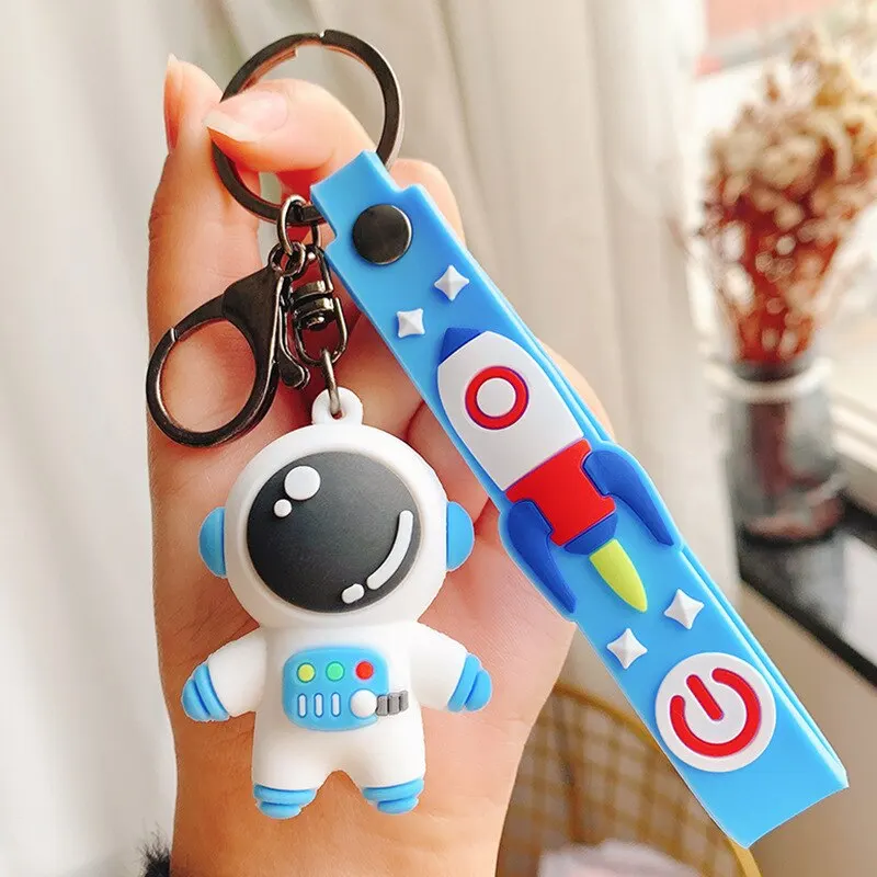 Key Rings Key Chains 2pcs PVC Cartoon Planet Tour Astronaut Keychain Cute Astronaut Couple Chain Soft Rubber Small Pendant Key Ring Gift Aesthetic