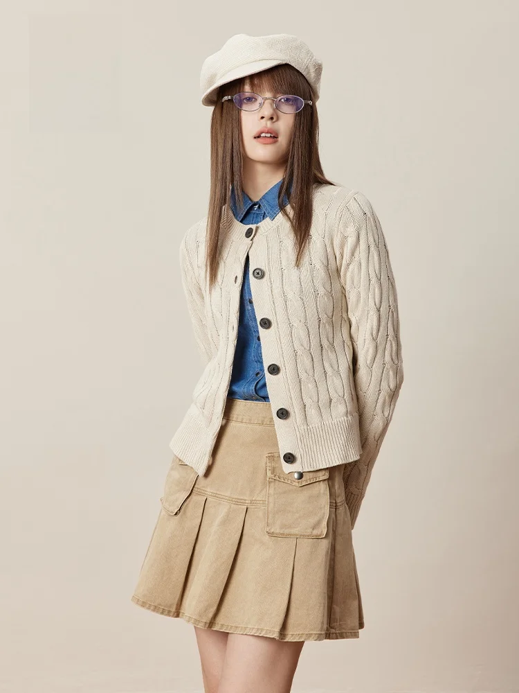 슈퍼볼 니트 스웨터 여성용 브이넥 가디건 자수 따뜻한 아우터웨어 연한 베이지 가을 겨울 캐주얼 패션