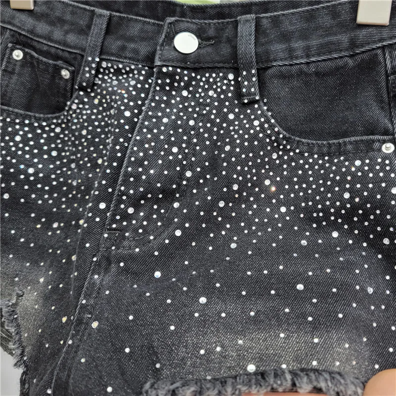 French Heavy Ripped Denim Shorts Women 2024 Summer New Fashion High Waist Slimming Color Rhinestone Hot Girl Wide Leg Hot Pants