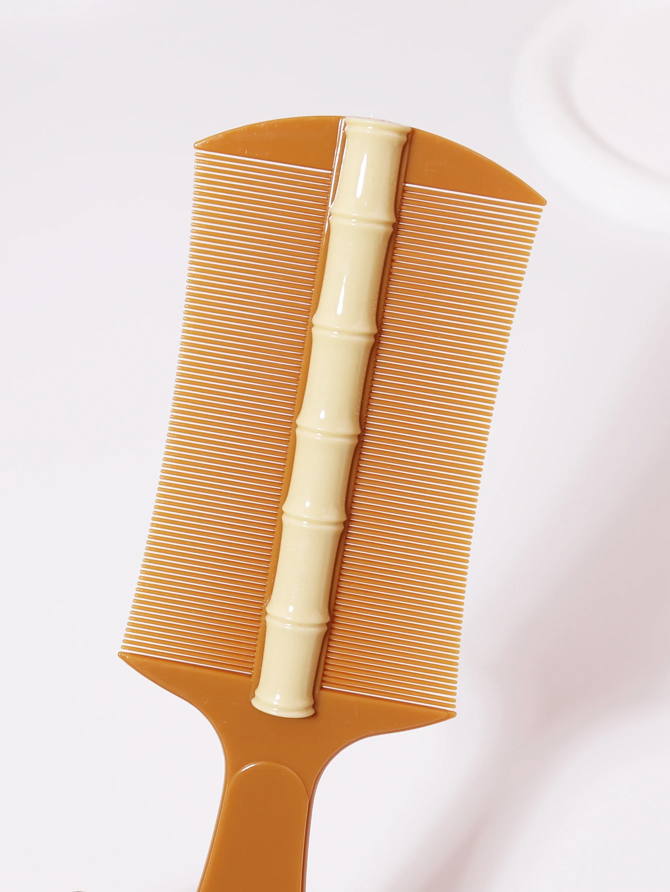 قطعة واحدة من المقبض مع أسنان مشفرة - إزالة القمل...