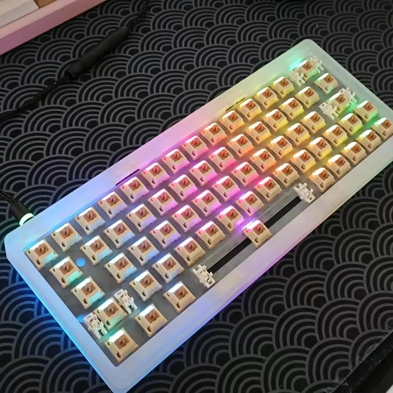 Rule60 v3 自作キーボード wooting 60he gh60