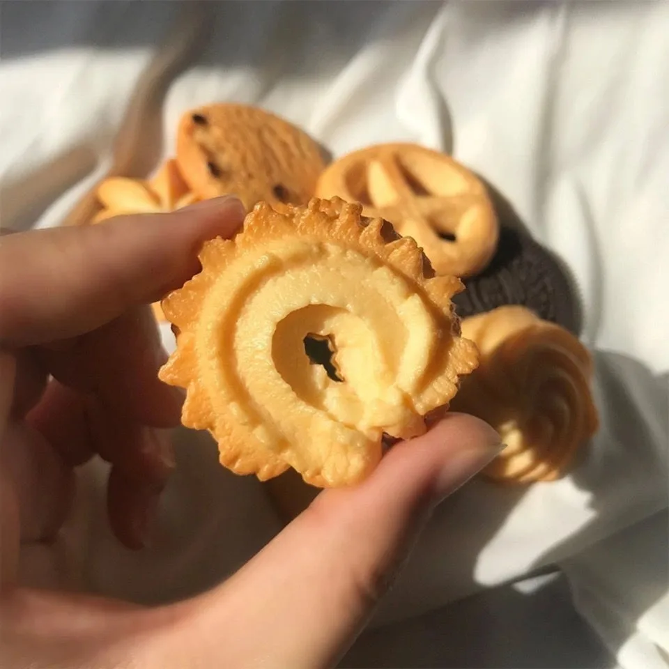 wide headbands for women Novelty Cookies Cute Hairpins Simulation Food Fun And Funny Hairpins Female Side Clips Hairdress Creative Hairpin for Girl Woman wide headbands for short hair
