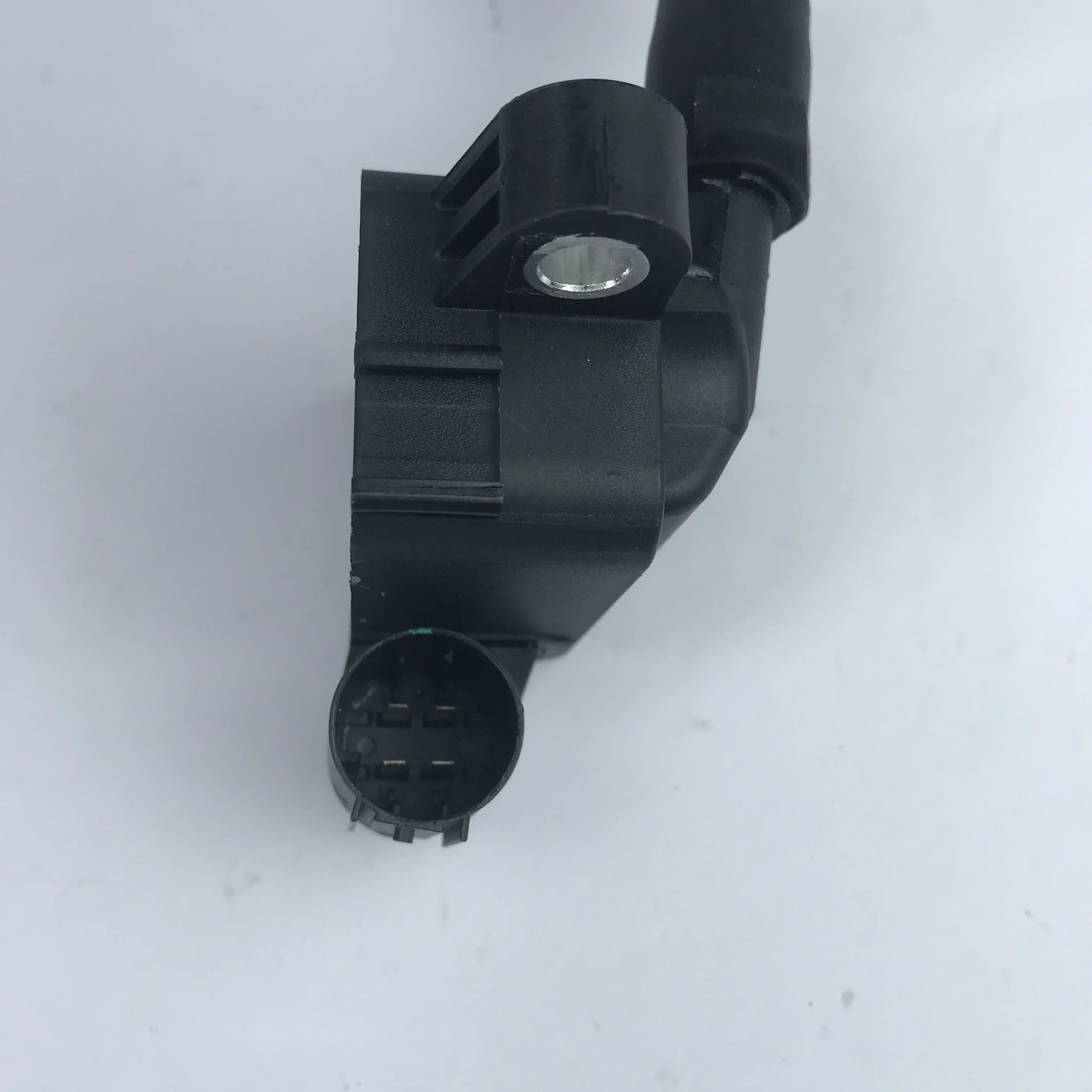 A2769063700 ignition coil for Mercedes-Benz C300C350 CLS350CLS550CLS63 E300E350E550E63 G63W212S212W463X166 A 2761500080