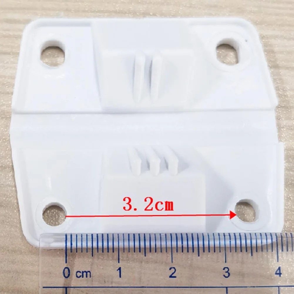 2pcs Cooler Hinges High Quality Cooler Hinge For COOLER PLASTIC HINGE SET REPLACEMENT Refrigerator Door Hinge ,8x Screws