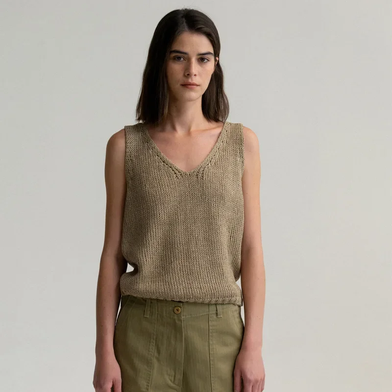

2022 Summer Women Vest Hollow V-neck Solid Color Whole Body Knitted Sleeveless Suspender Tops