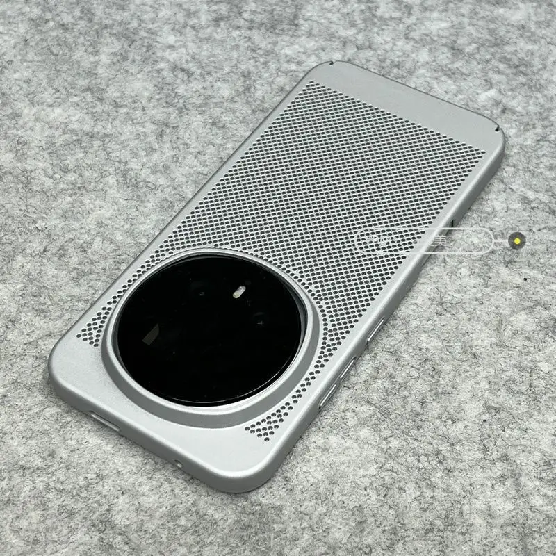 Enhanced Honeycomb Heat Dissipation Phone Case - Lightweight, Hard, Fingerprint-Resistant Bumper