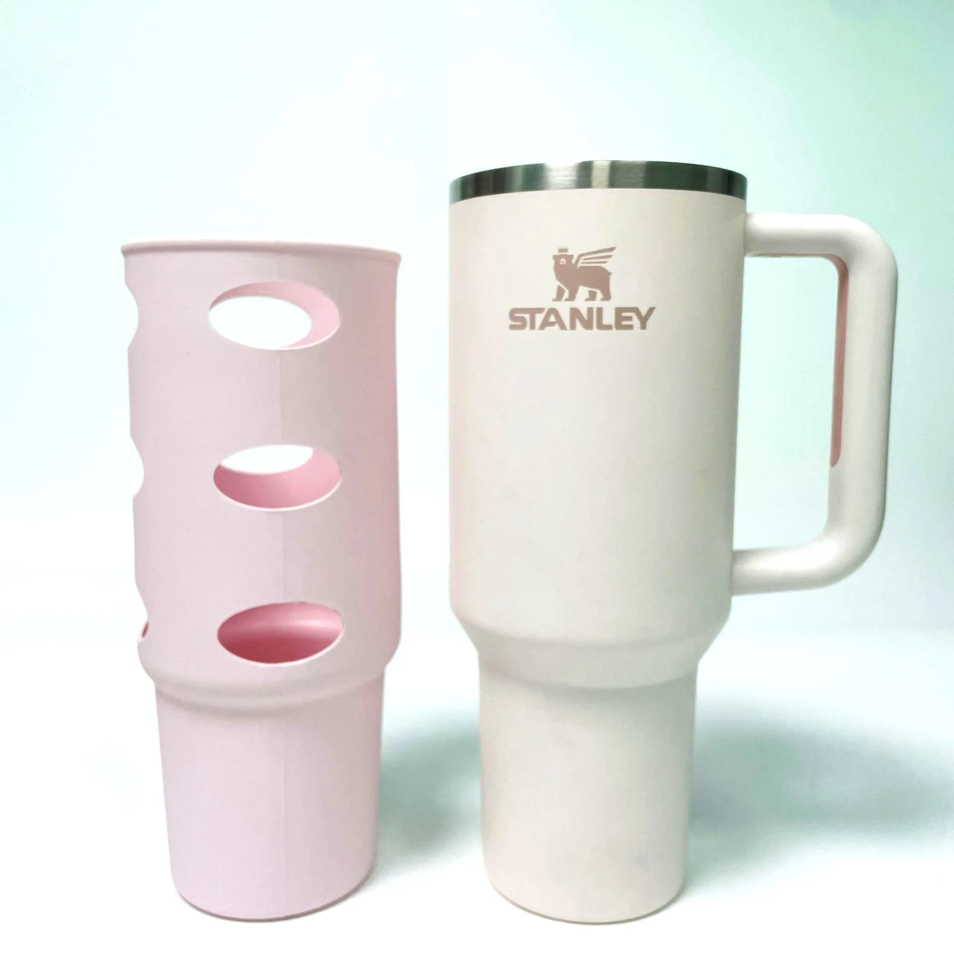 https://ae01.alicdn.com/kf/Sd60c57cd9e654940aed0d42b409aac1dK/Stanley-Insulating-Cup-Silicone-Cover-Ice-Fighter-Cup-Fall-Protection-Cover-30-40oz-Stanley-Water-Cup.jpg
