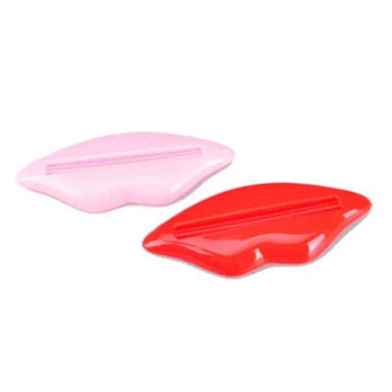 1Pcs Top Sale Sexy Hot Lip Kiss Bathroom Tube Dispenser Toothpaste Cream Squeezer Home Tube Rolling Holder Squeezer Random Color