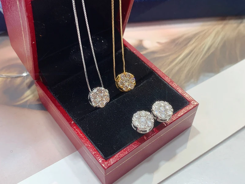 KUGG 18K Yellow or White Gold Necklace Real Natural Diamonds 0.60carat Pendant Fashion Round Shape Party Jewelry for Lady