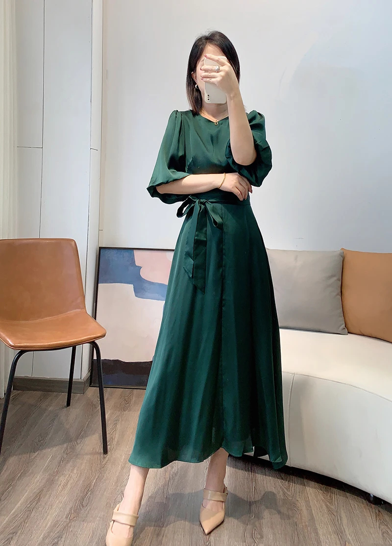 

Vintage Puff Sleeves Green Satin Silk Midi Dress US 0-8