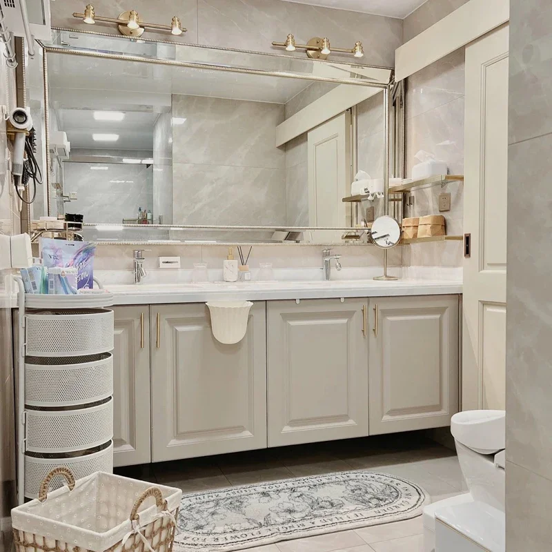 Designs French Luxury Bathroom Cabinet Vertical Makeup Storage Organizer Wall Sink Decoration Badkamer Meubel Bathroom Cabinet