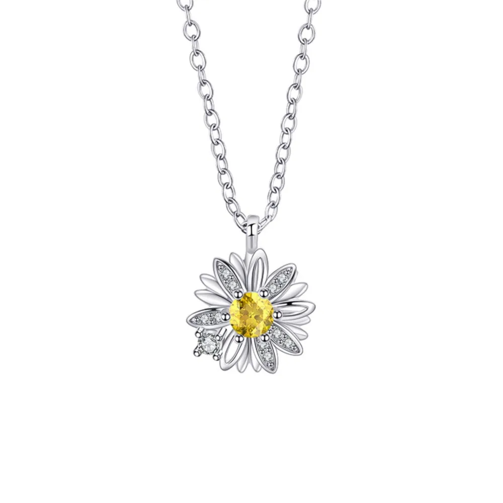 Light Luxury Zircon Daisy Flower Pendant Necklace for Women Exquisite  High Quanlity Sense Clavicle Chain Party Jewelry Gifts