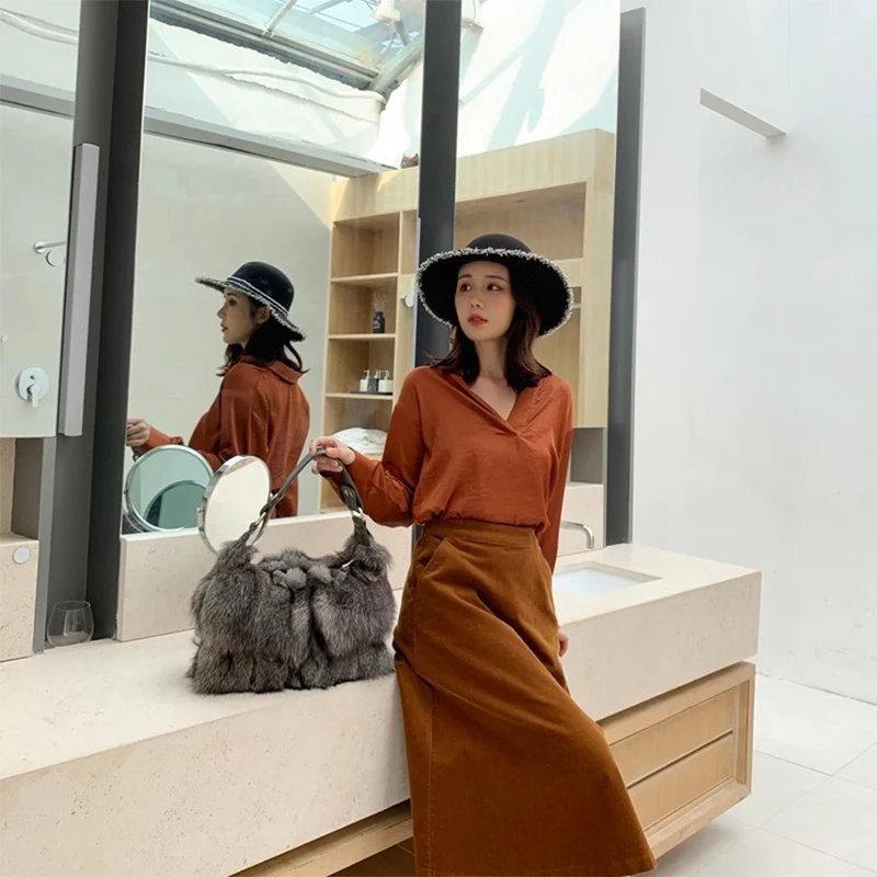 Luxury Fox Hair Shoulder Bag For Women's New Fashionable Large Capacity Fur Handbag With Fluffy Plush Commuter Bag