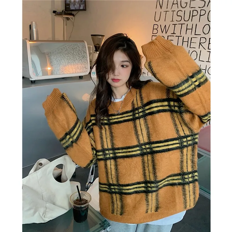 

New Arrival Autumn Winter Women Casual Loose O-neck Plaid Pullover All-matched Korean Style Long Sleeve Knitted Sweater V708