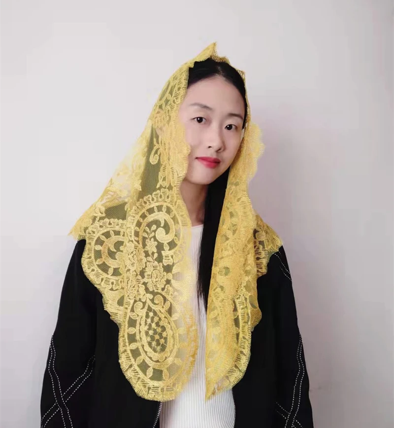 Classic Spanish Style Chapel Veil Embroidery Triangular Catholic Church Veil