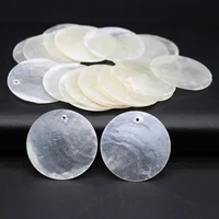 50pcs Natural Shell Beads Pendant Round Disc Mother of Pearl Shell Charms for Jewelry Making DIY Necklace Earring Accessories 1