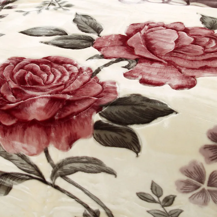 Ultra Soft Cozy Flowers Rose Throw Blanket Microfiber Heavy Fluffy Fleece Blanket for Home Bed Dormitory 2