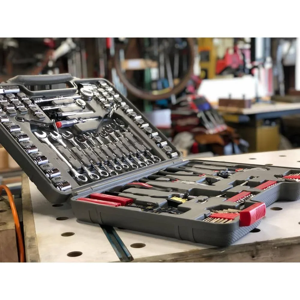 US 95-Piece Mechanics Tool Kit