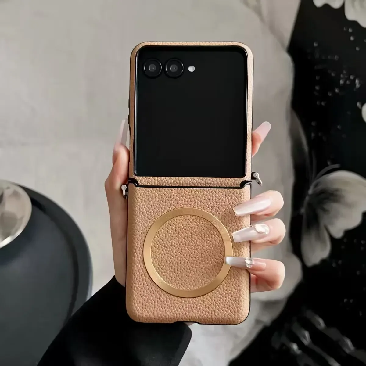 Luxury Litchi PU Leather Magnetic Wireless Charging Case - Shockproof Cover