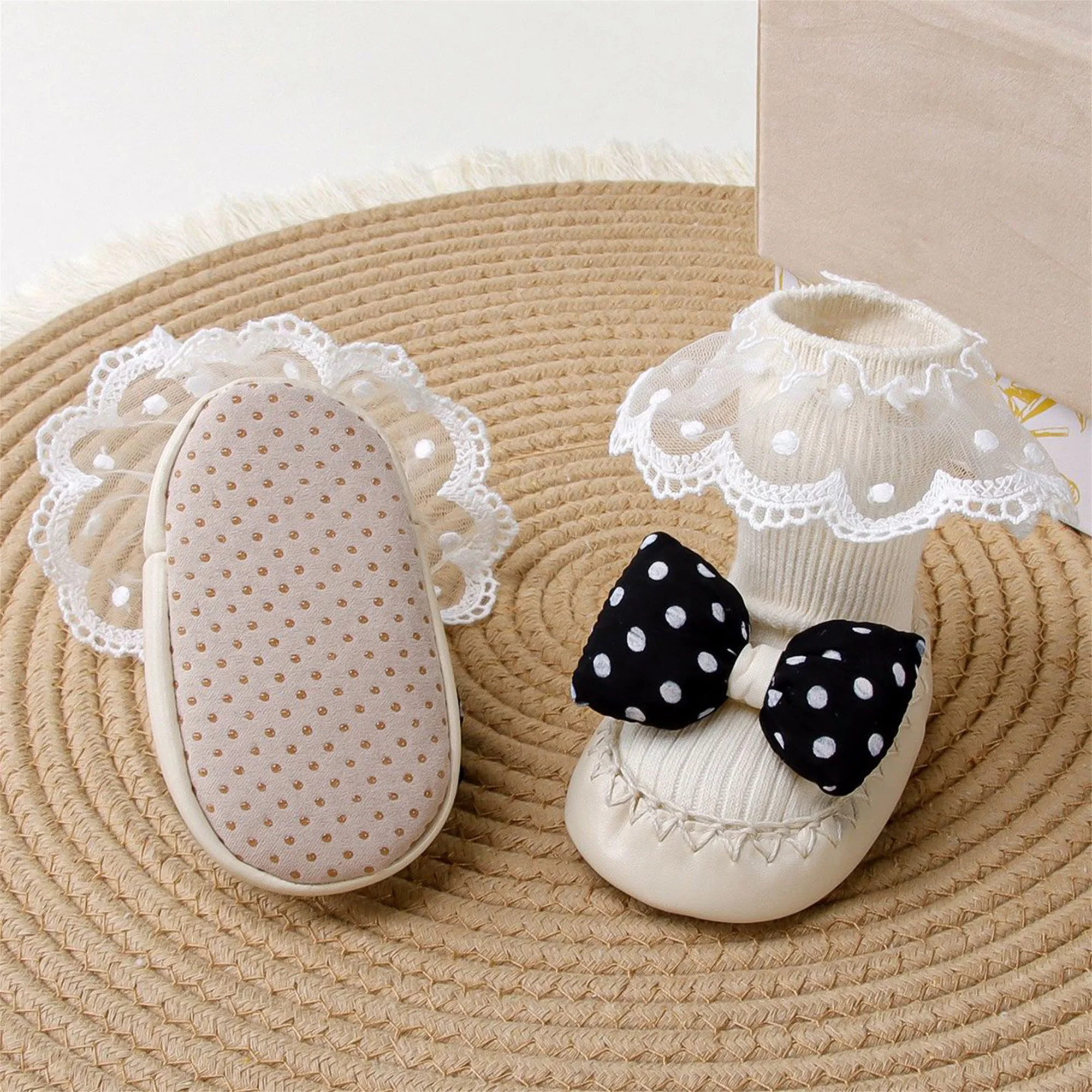 Adorable Toddler Girl s Cozy Floral Bow Slipper Socks with Non-Slip Sole Perfect for Year-Round Wear