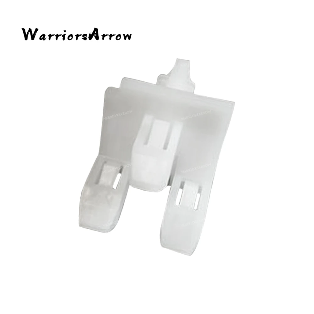 Plastica Bianca Di Pin Del Localizzatore Della Copertura Del Paraurti Posteriore Per Mazda Cx-7 2007-2012 Per Mazda 5 2006-2010 Per Mazda 6 2003-2013 