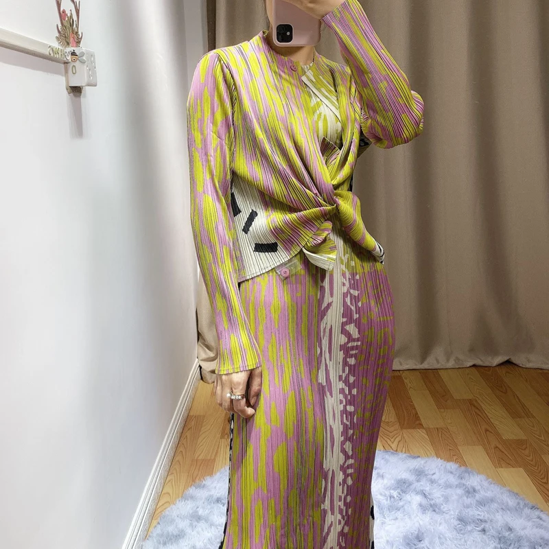 Miyake Pleated Coats Fall 2023 Spring New Clothes Women One Button Long Sleeve Cardigan Jacket Vintage Print Aesthetic Clothes