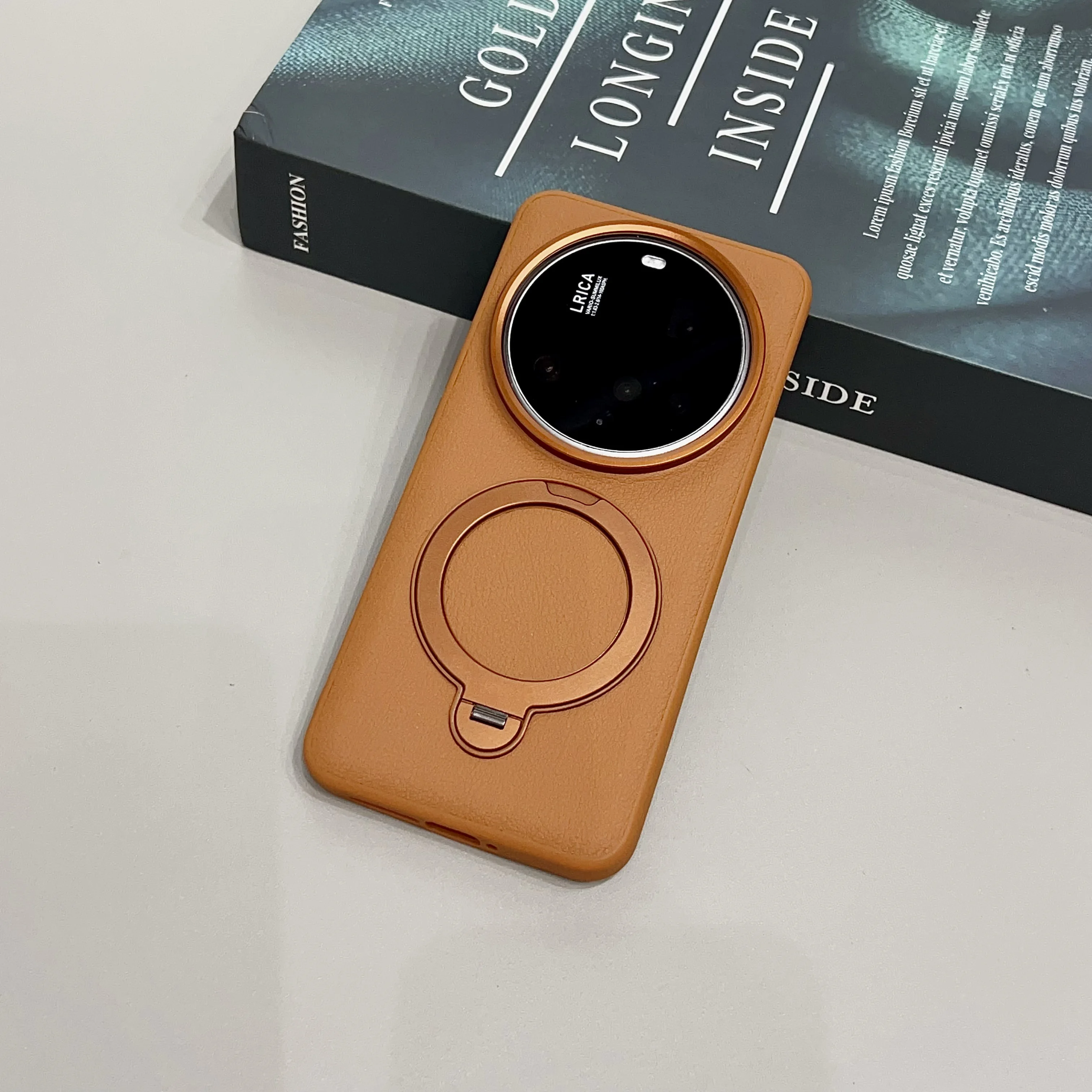 جراب هاتف Xiaomi 15 Ultra 14 مصنوع من الجلد البني...