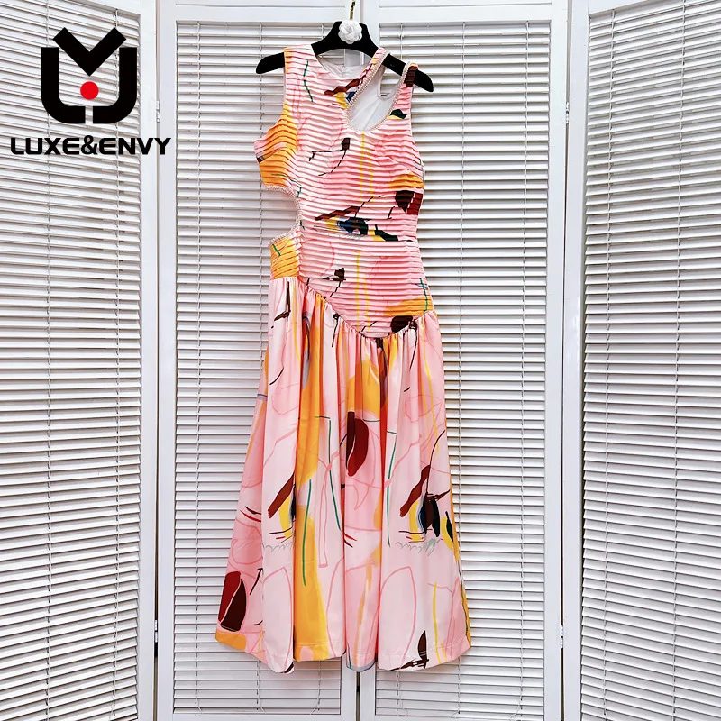 

LUXE&ENVY New French Niche Design From Nanyou Cargo Cut Out Waist With Diamond Pleats Waist Fitting Dress 2023 Autumn
