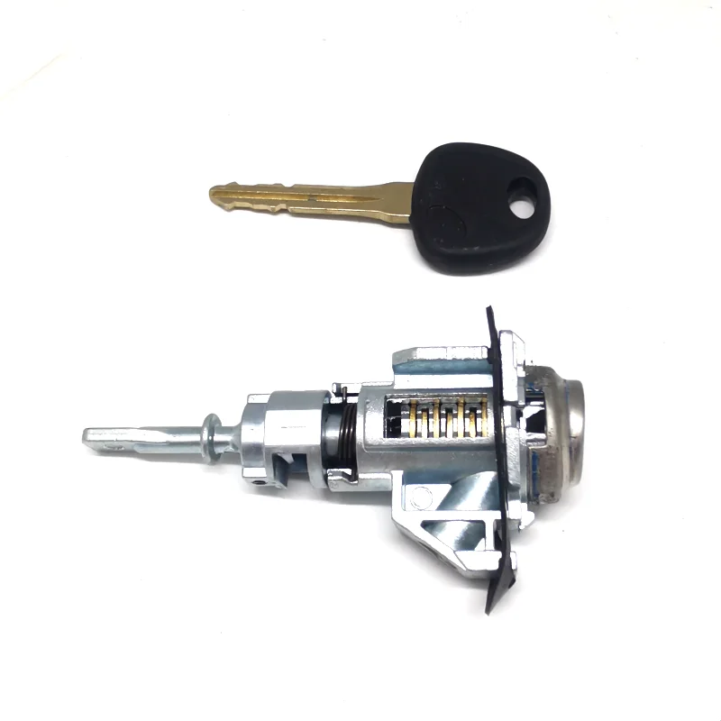 81970-A7B00 for Kia 2012 2013 2014 2015 Cerato k3 forte left front lock cylinder key hole door lock cylinder auto parts