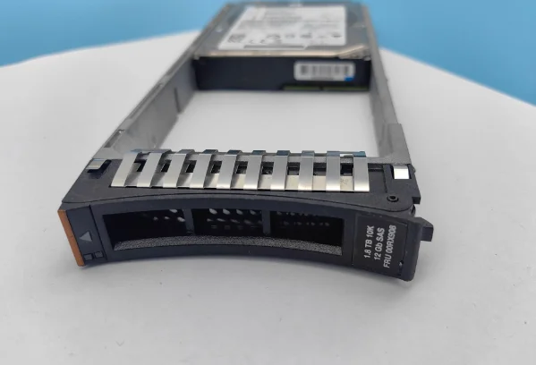 For 00RX908 00RY111 00WY600 1 8T 10K 2 5 SAS V7000 Gen2 hard drive