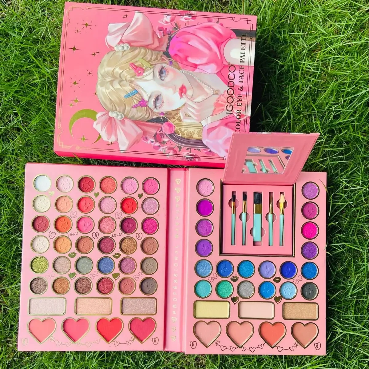 70 Colors Cartoon Pattern Eye Shadow Plate Sets Box Matte Pearlescent with Brush Makeup Neon Eyeshadow Palette Gliter for Eyes
