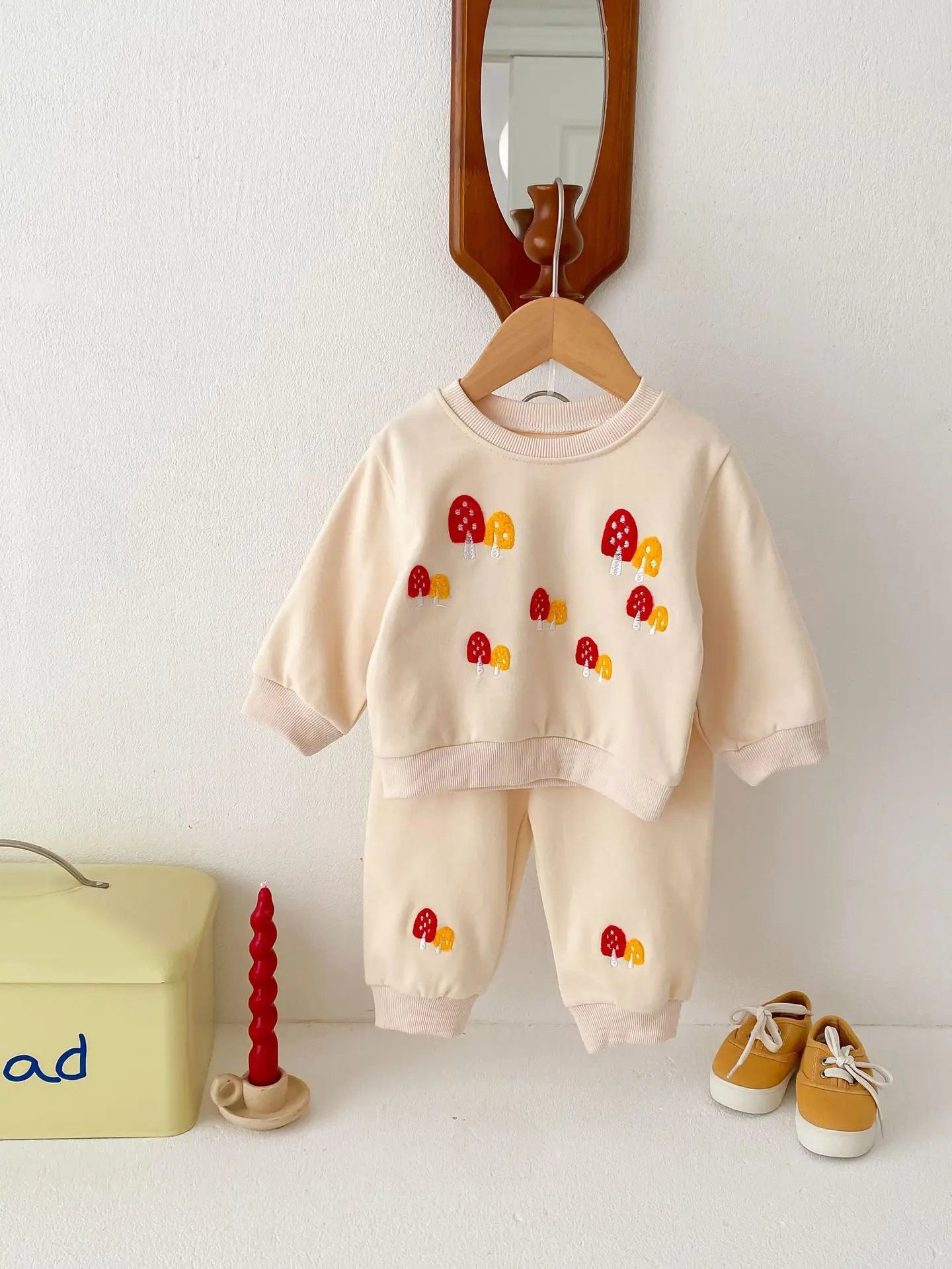 Рисунок 3 - Комплект детской одежды с длинным рукавом