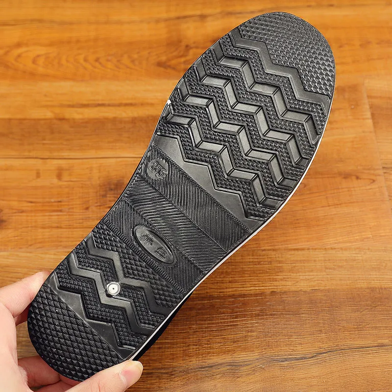Vintage Chinese Kung Fu Shoes Old Beijing Breathable Embroidery Retro Mens Casual Shoes Yellow Black Dragon Chinese Flats